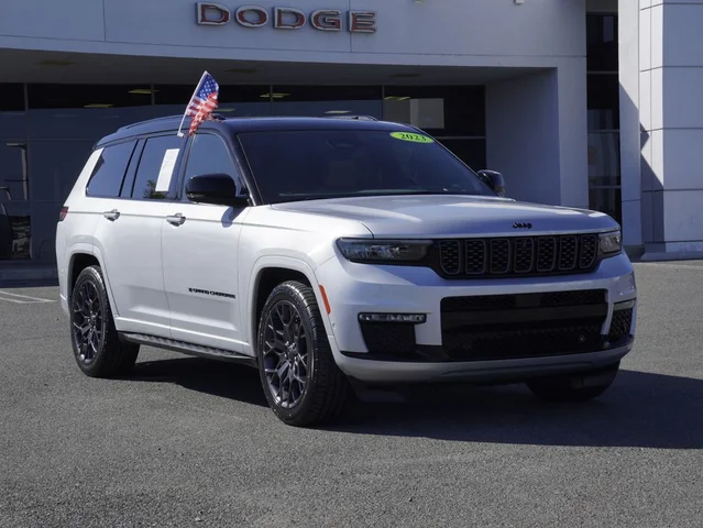 2023 Jeep Grand Cherokee L Summit