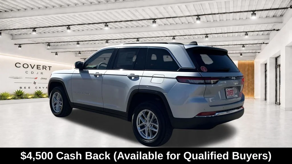 New 2026 Silver Zynith Exterior Paint Jeep Laredo image 8