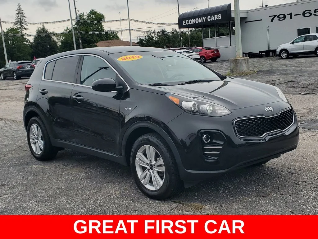 Used 2019 Kia Sportage LX with VIN KNDPMCACXK7525025 for sale in Saginaw, MI