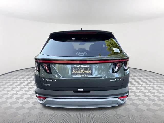 Used 2025 Gray Hyundai SEL Convenience image 6