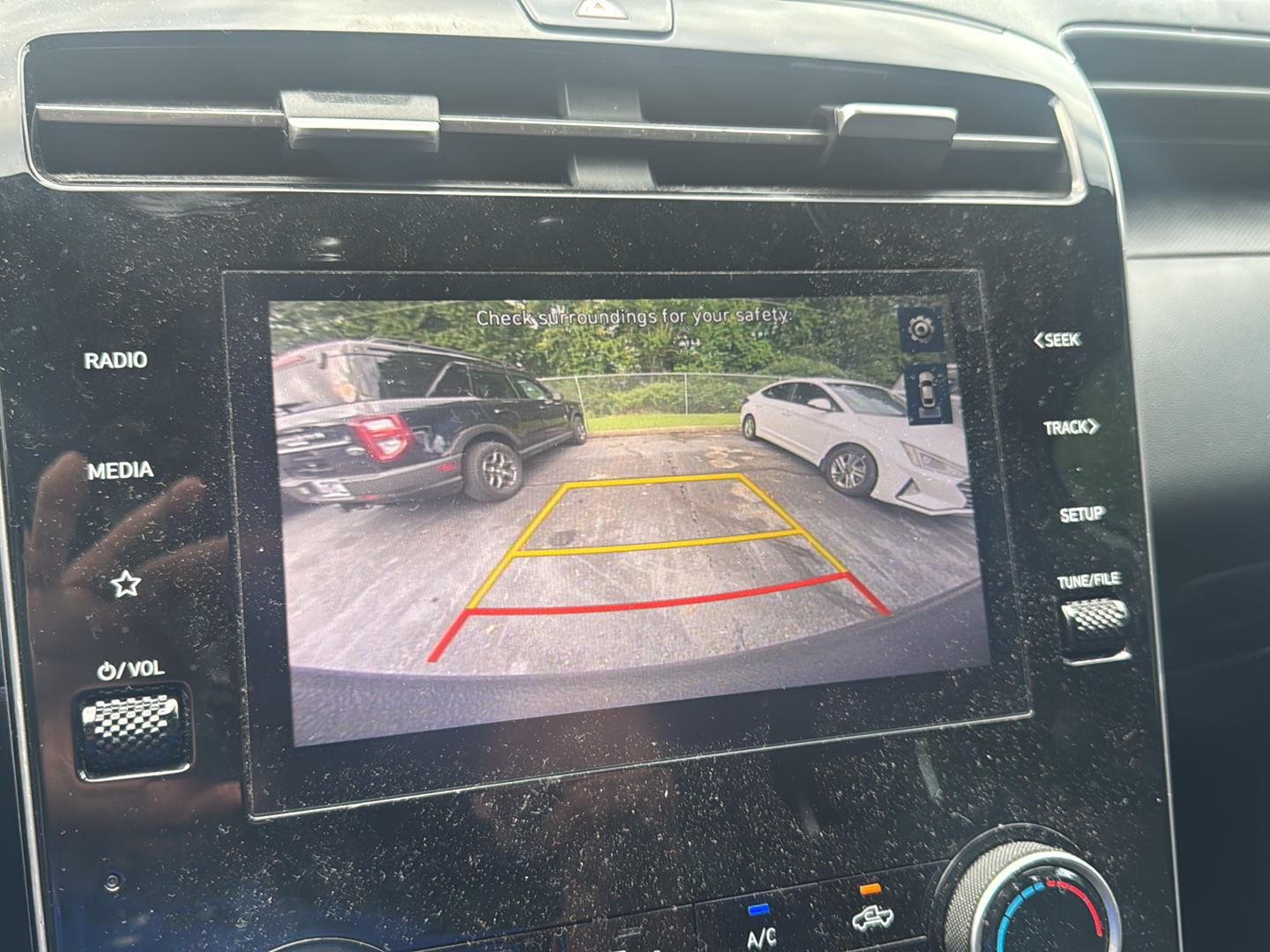 Used 2023 Atlas White Hyundai SEL image 18