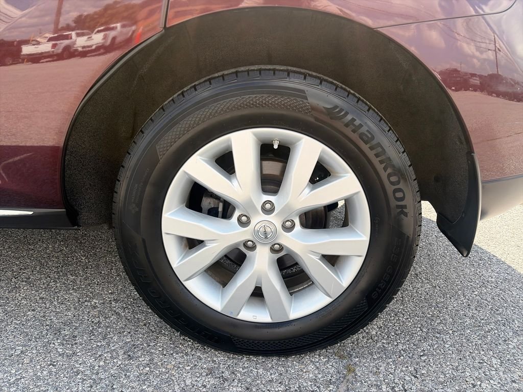 Used 2014 Midnight Nissan SV image 46