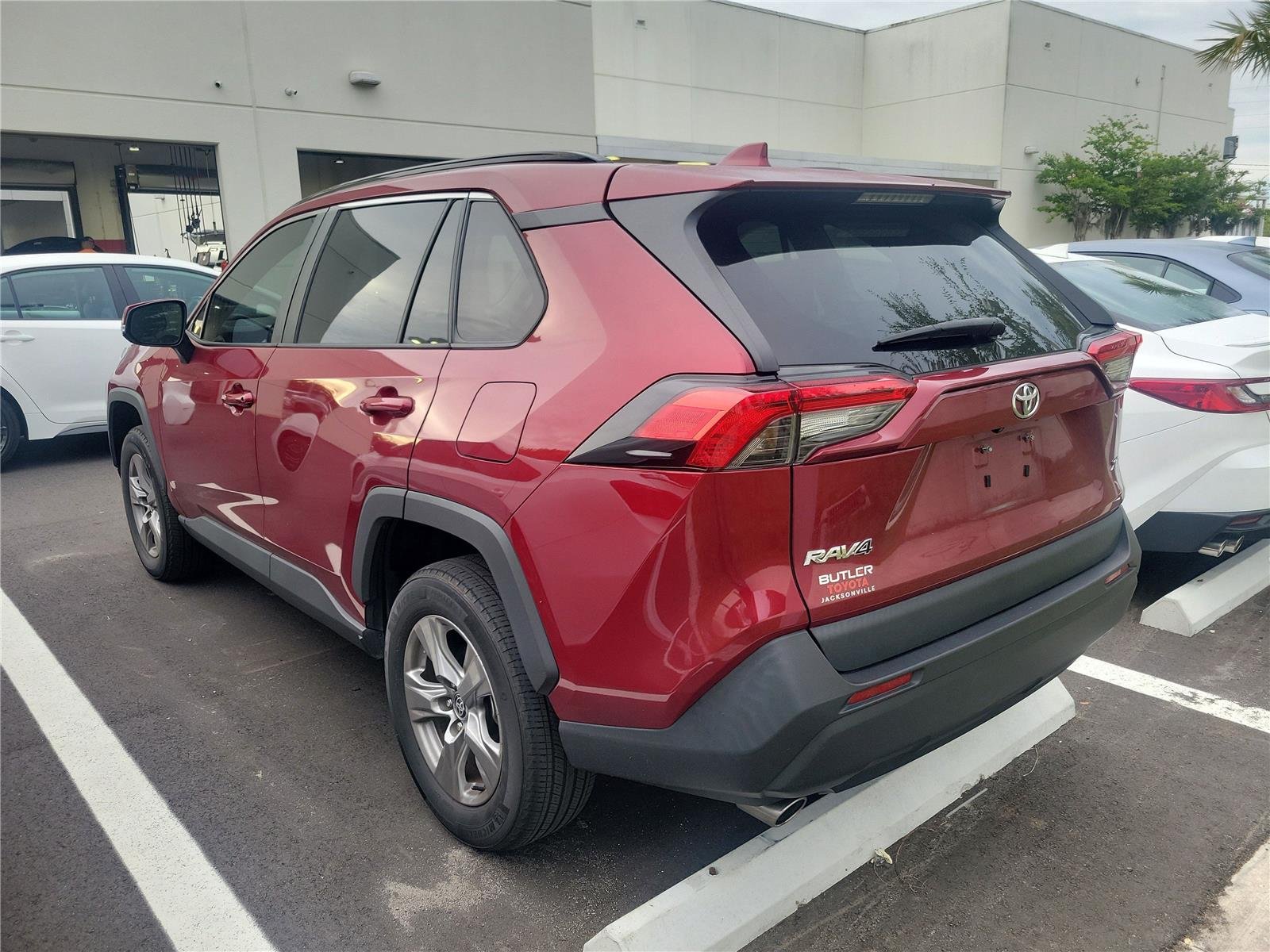 Used 2023 Ruby Flare Pearl Toyota XLE image 2