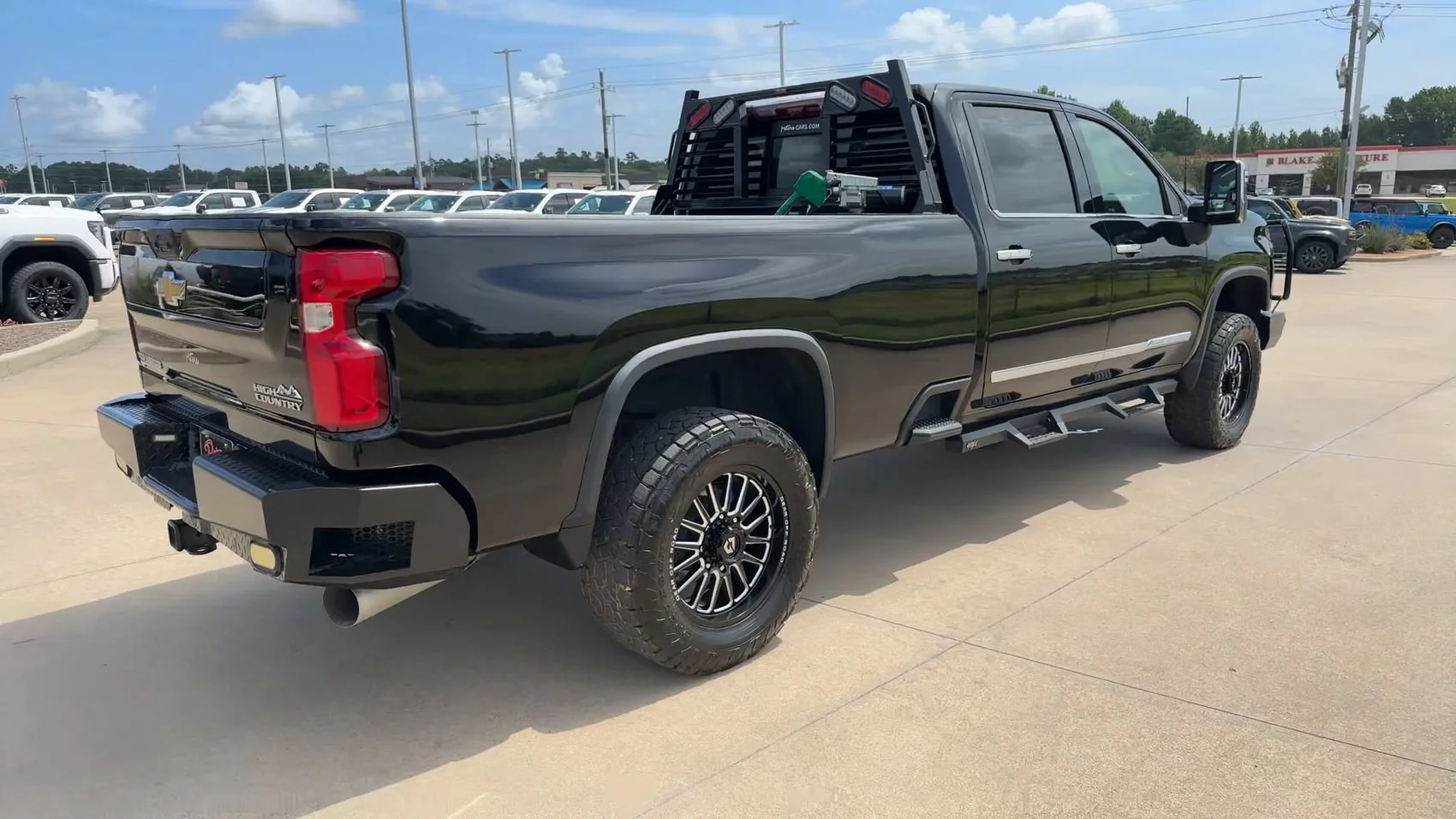 Used 2024 Black Chevrolet High Country image 7
