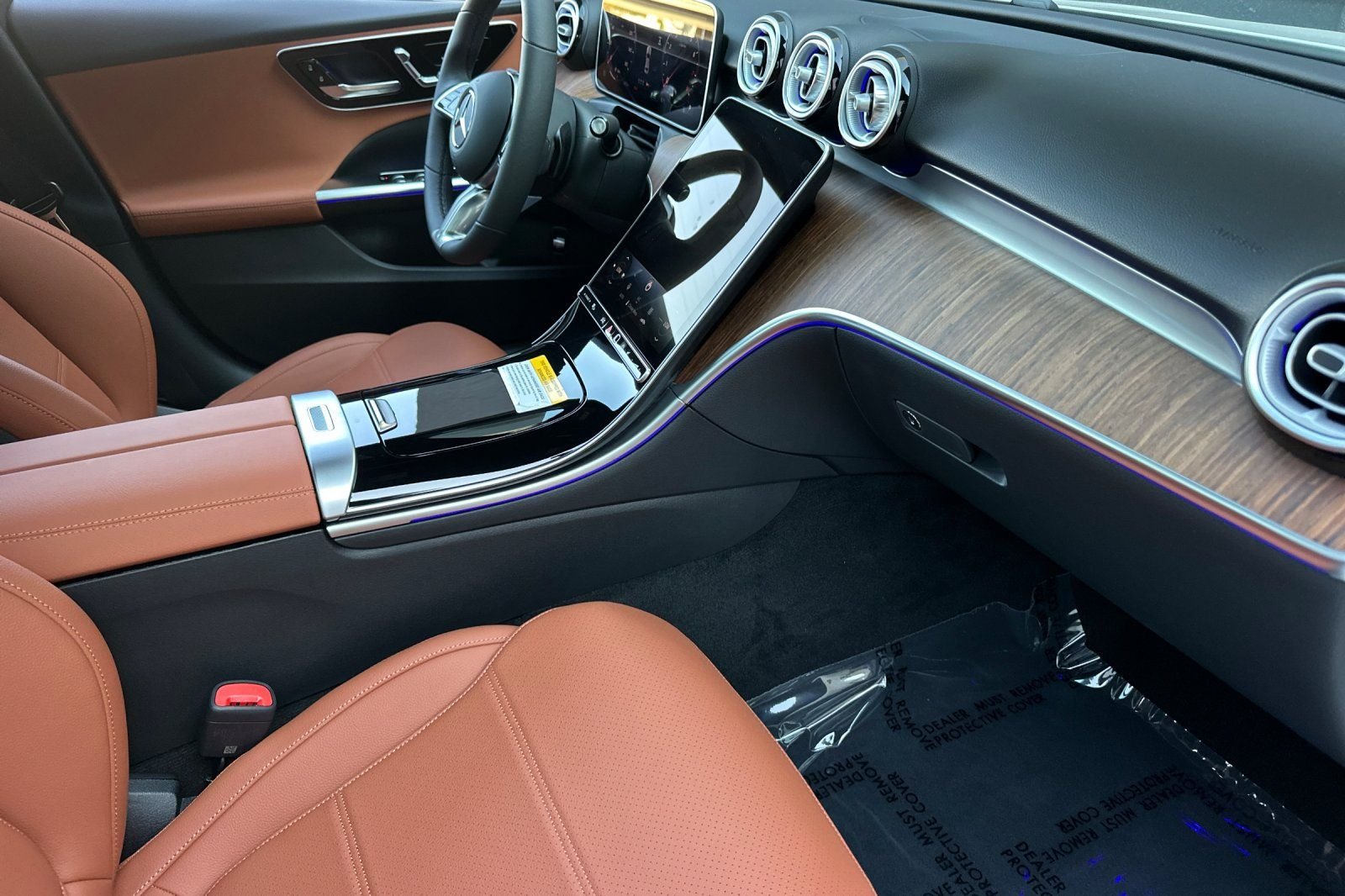 New 2025 Polar White Mercedes-Benz C 300 image 9