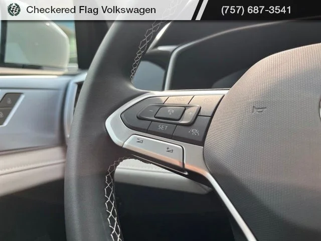 New 2026 White Volkswagen 1.5T SE image 36
