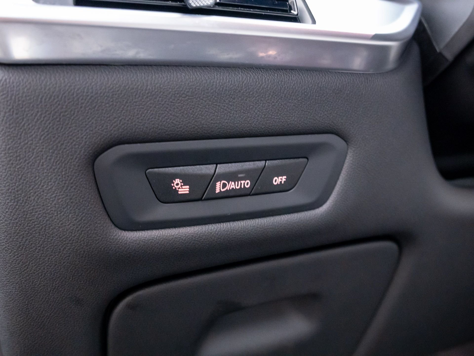 Certified Used 2025 Carbon Black Metallic BMW xDrive50e image 19