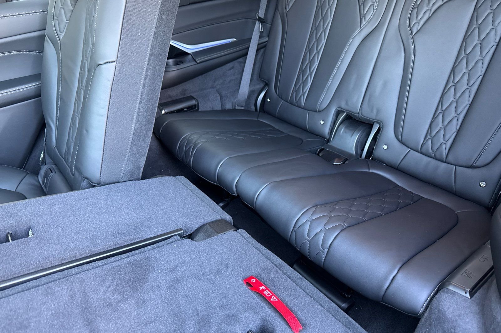 2026 BMW X7 M60i - Photo 12