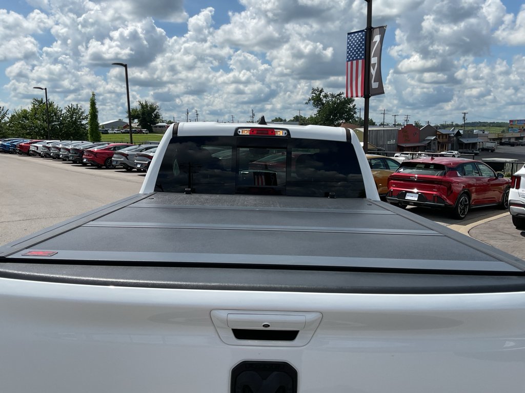 Used 2022 Bright White Clearcoat Ram Big Horn image 10