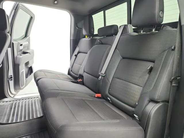 Used 2024 Summit White GMC Elevation image 40