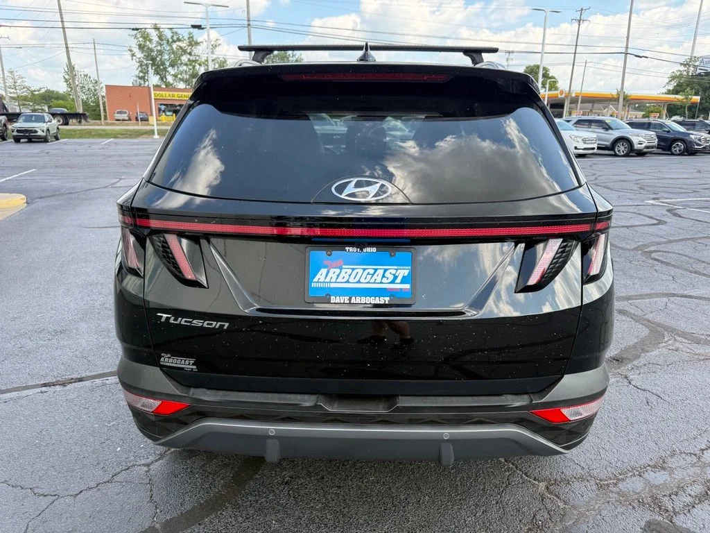 Used 2024 Black Hyundai Limited image 6