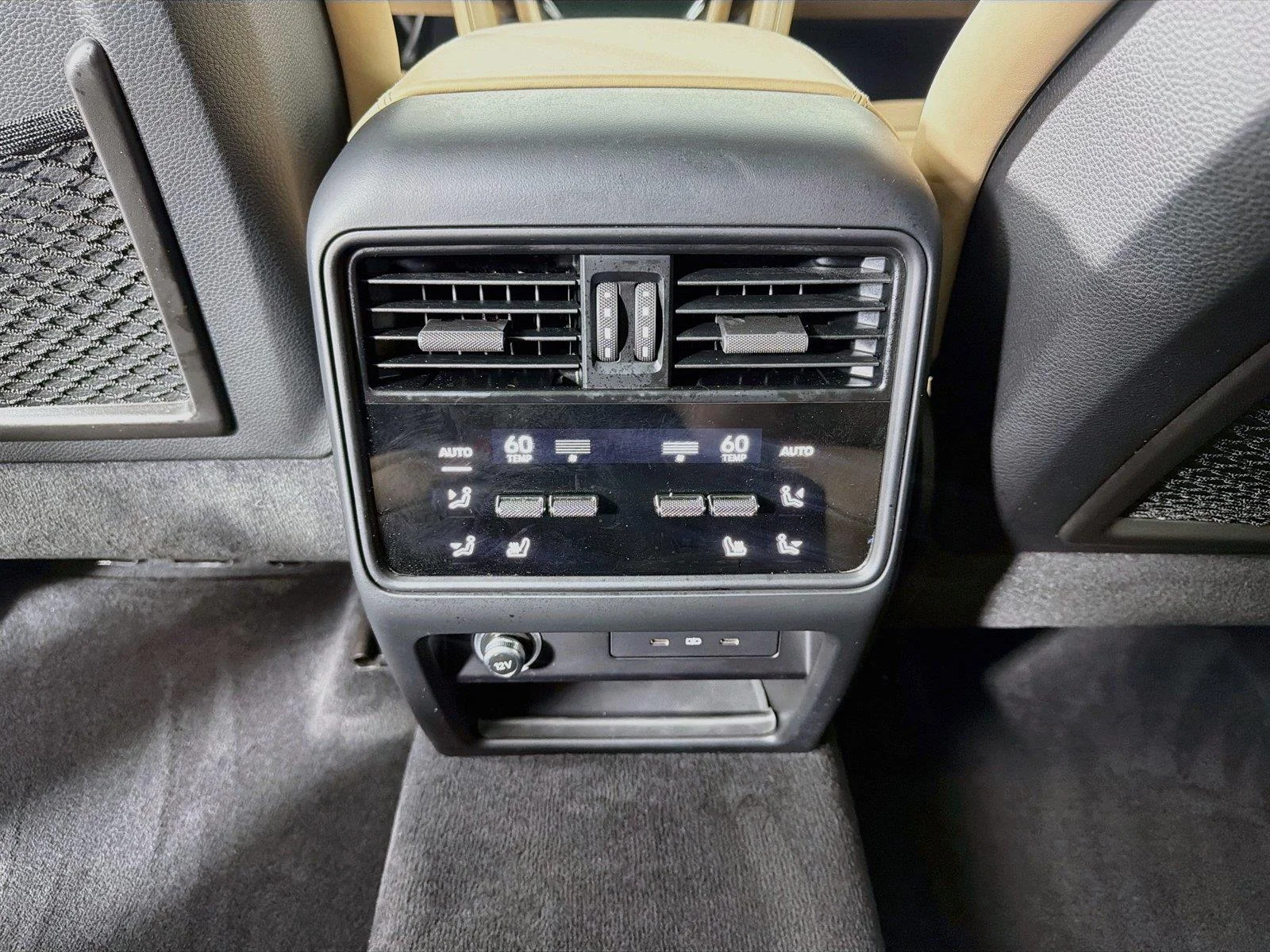 Certified Used 2024  Porsche  image 23