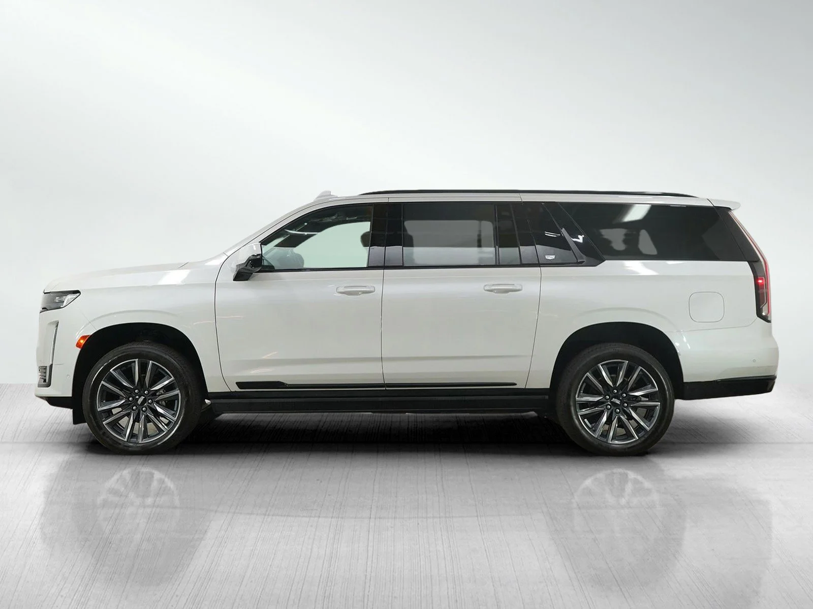 Used 2021 Cadillac Escalade ESV Sport with VIN 1GYS4PKL6MR282377 for sale in Hopkins, Minnesota
