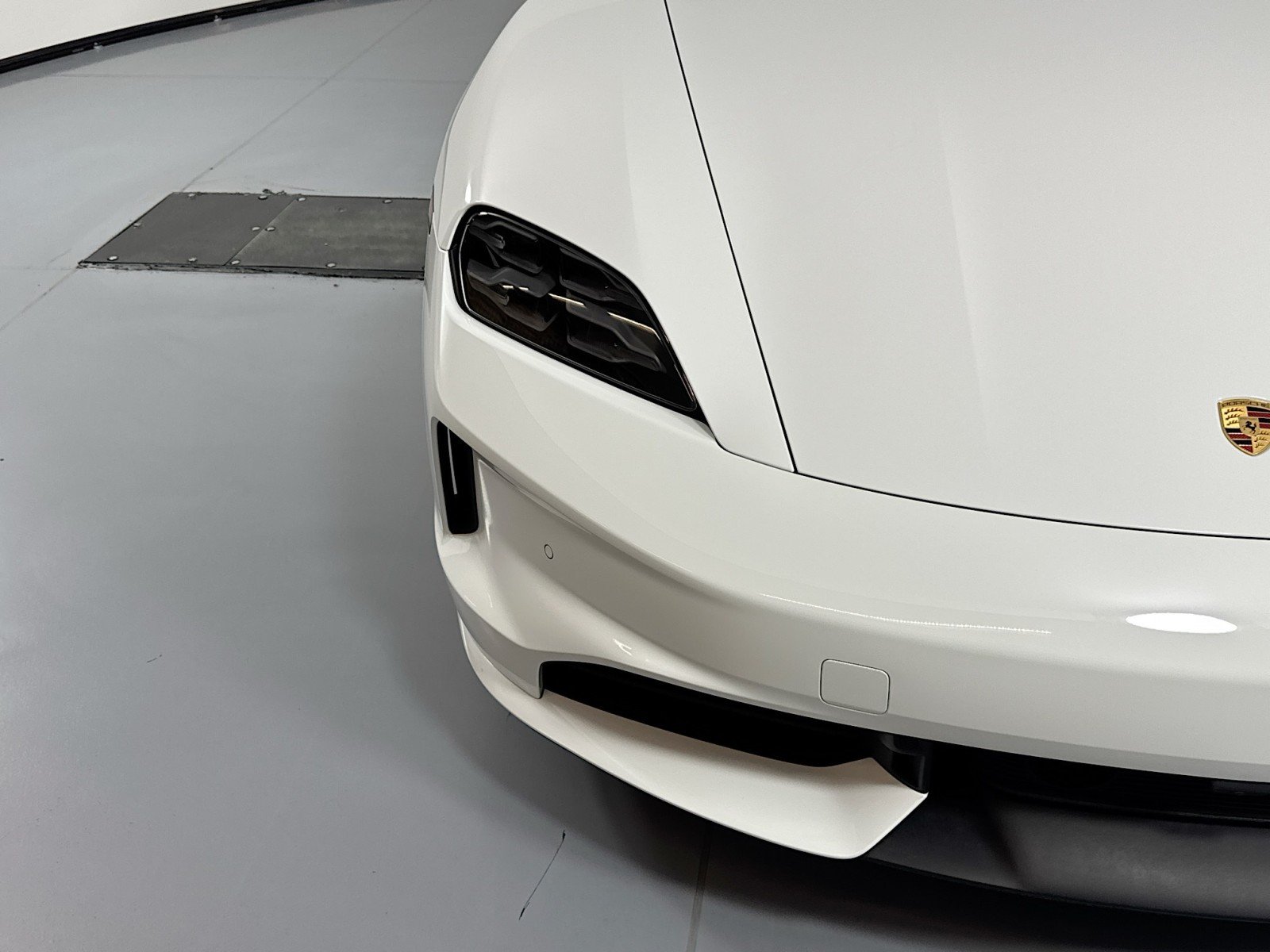 2025 Porsche Taycan S - Photo 27
