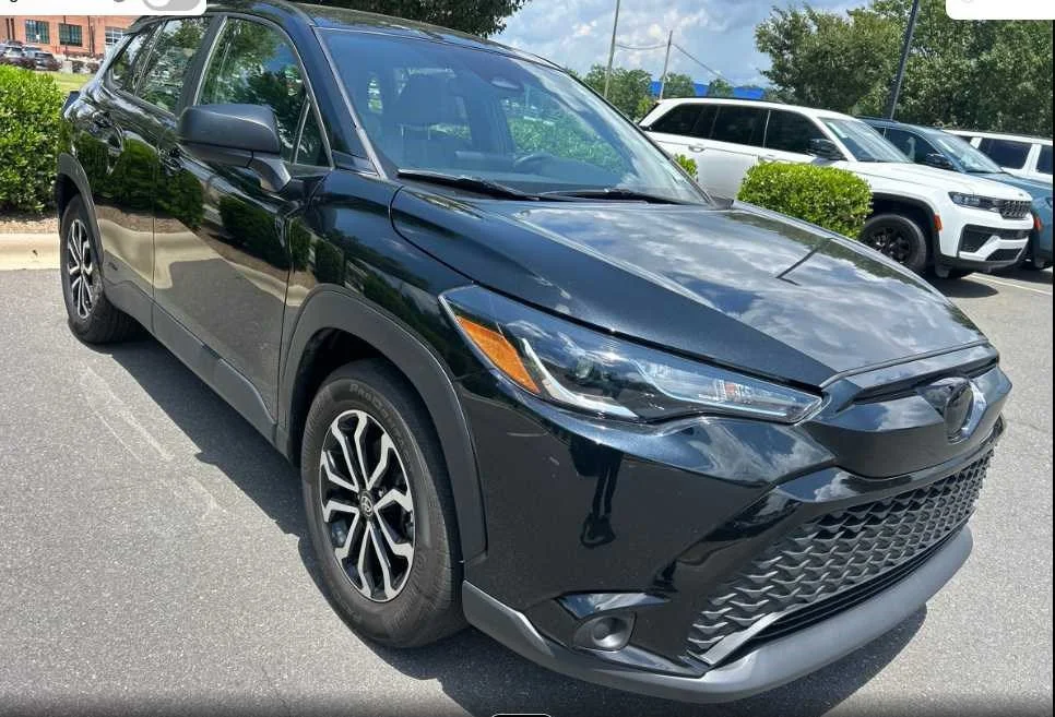 Used 2024 Jet Black Toyota Hybrid S image 3