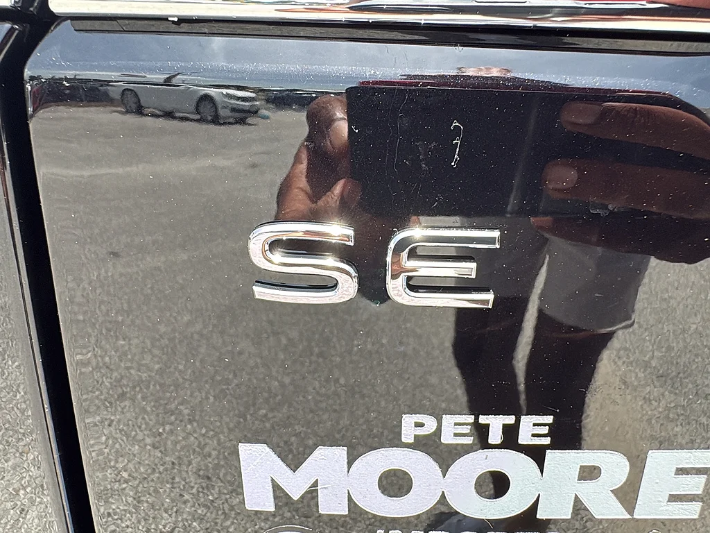New 2026 Deep Black Pearl Volkswagen 2.0T SE FWD image 13