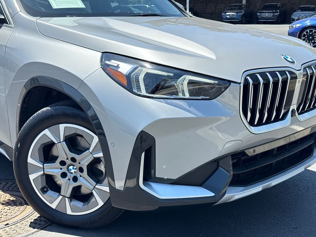 Used 2026 Space Silver Metallic BMW xDrive28i image 6