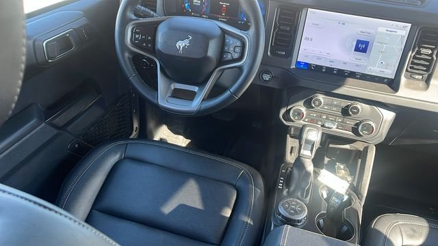 Used 2025 Shadow Black Ford Badlands image 15
