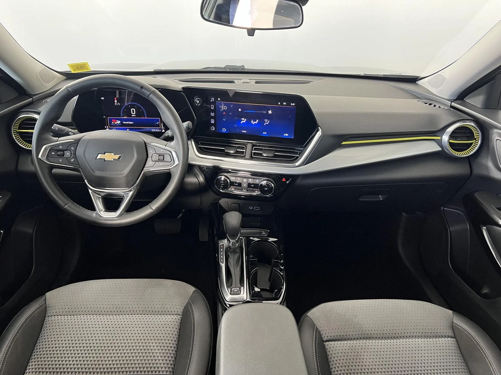Used 2024 Sterling Gray Metallic Chevrolet LT image 20