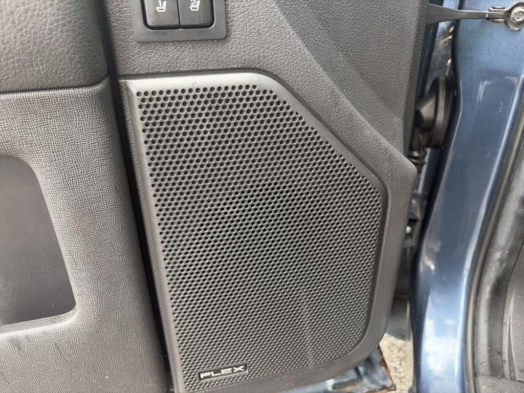 Used 2019 Blue Metallic Ford Limited image 22