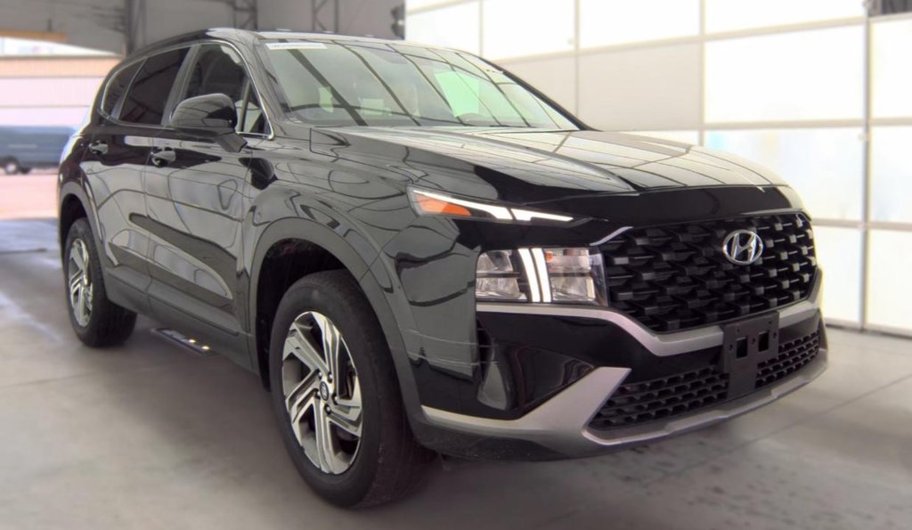 Used 2023 Hyundai Santa Fe SE with VIN 5NMS1DAJ5PH589416 for sale in Kansas City