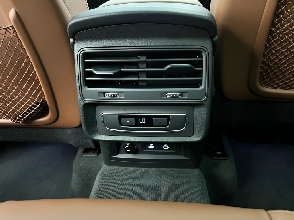Used 2023 Glacier White Audi 45 Premium image 28