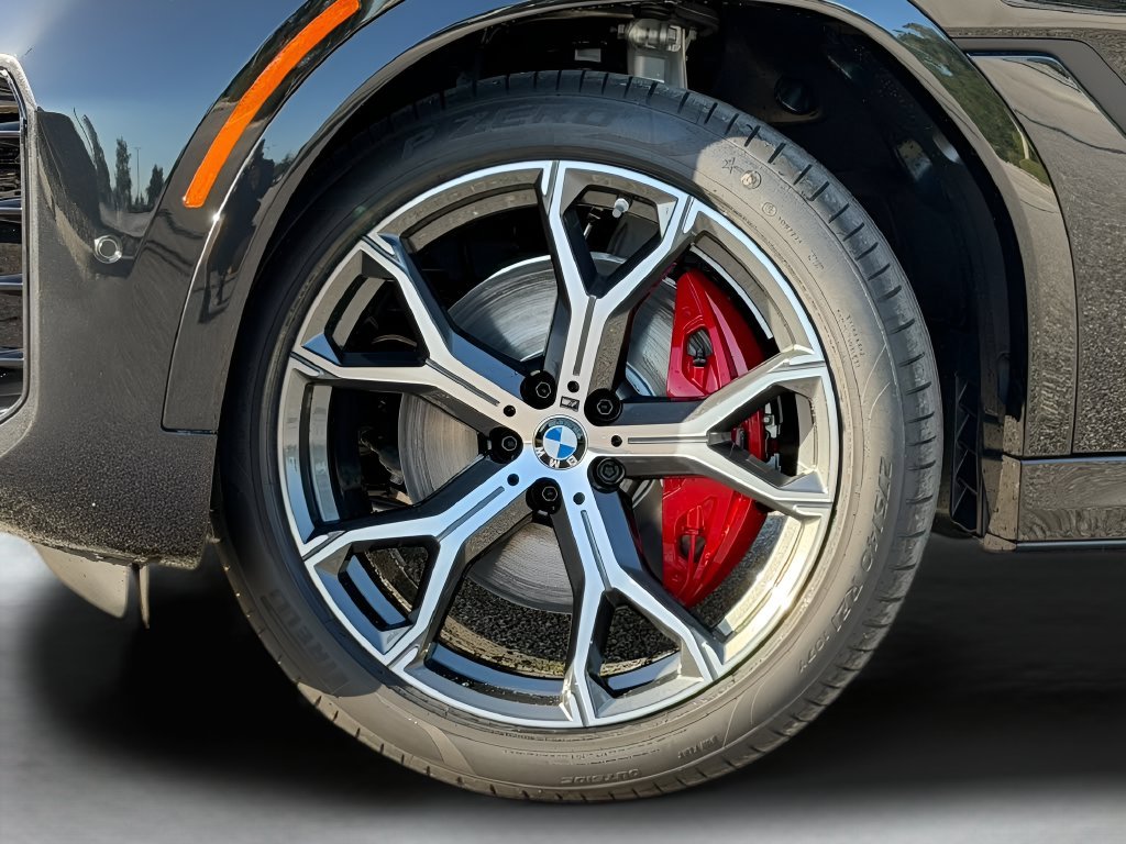 New 2027 Black Sapphire Metallic BMW xDrive40i image 29