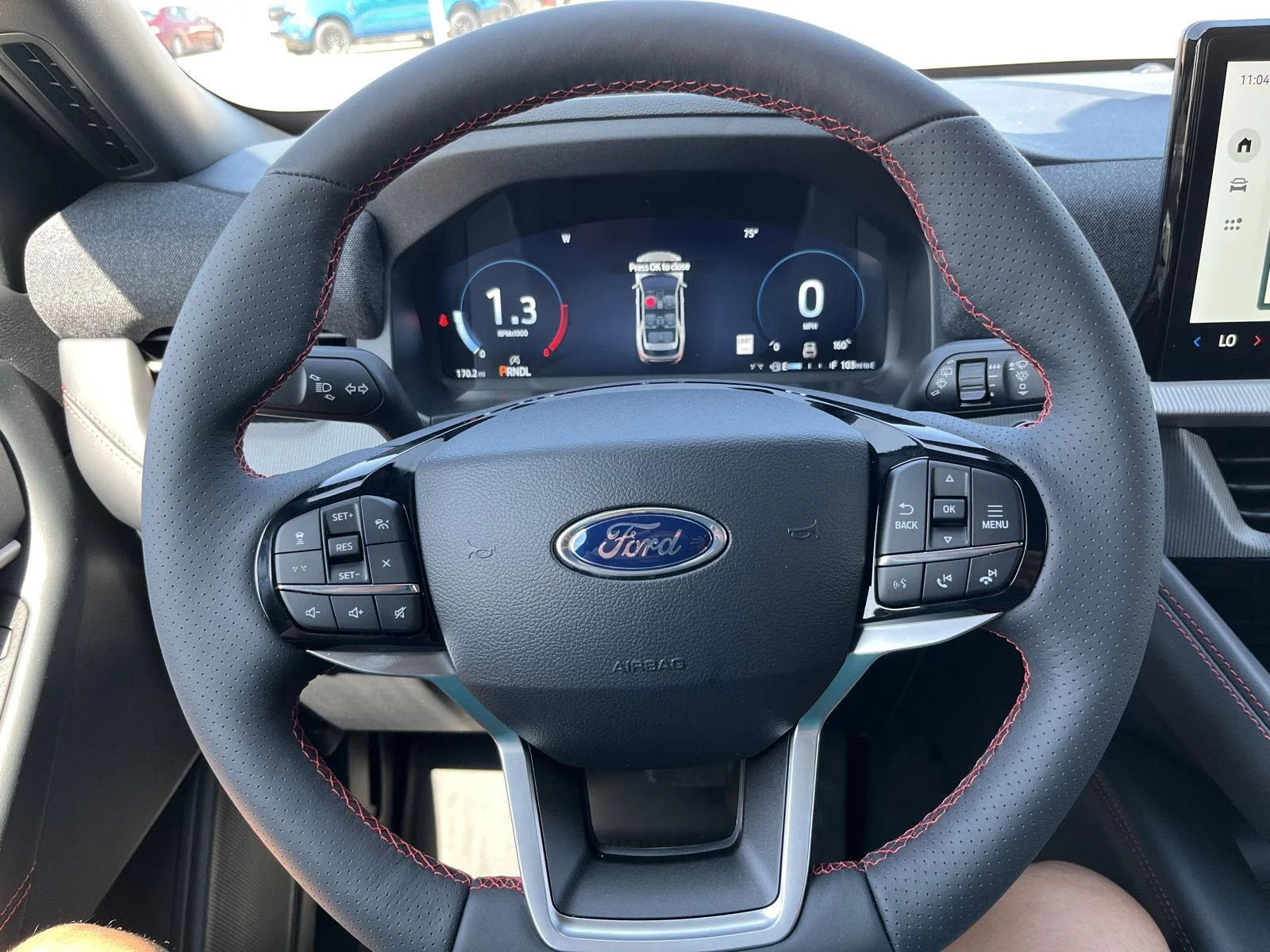 New 2026 Star White Metallic Tri-Coat Ford ST-Line image 16
