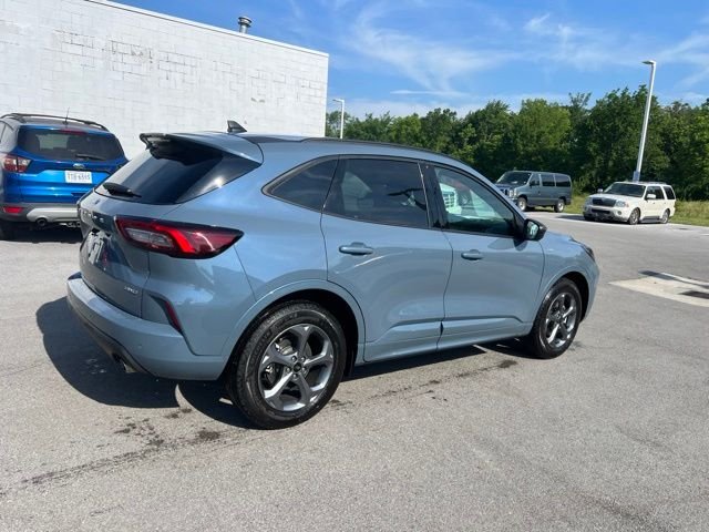 2023 Ford Escape ST-Line AWD's photo