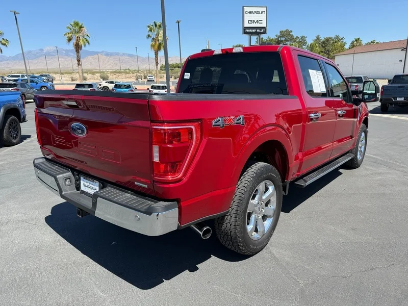 Used 2021 Rapid Red Met Tin Ford XL image 3