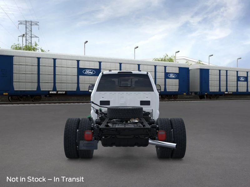 New 2026 Oxford White Ford F-550® XL image 5