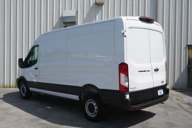 New 2026 Oxford White Ford Cargo Van image 5