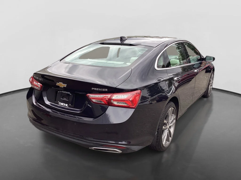 Used 2022 DARK ASH METALLIC Chevrolet Premier image 5