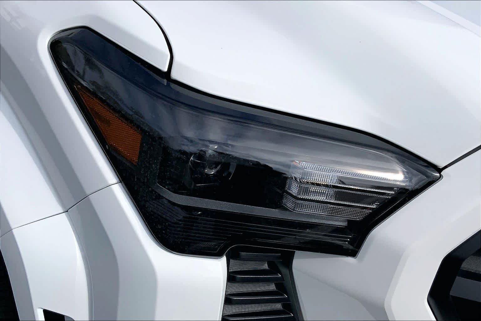 New 2026 Ice Cap Toyota SR5 image 13