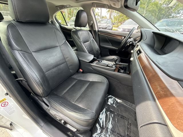 Used 2014 White Lexus 350 image 26