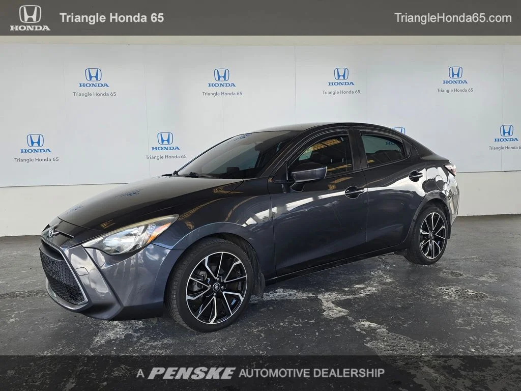 2019 Toyota Yaris L MT's photo