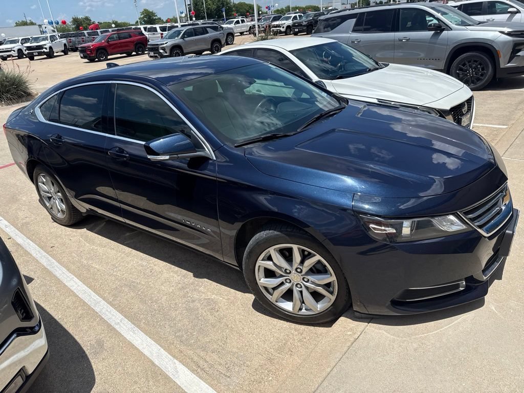 Used 2017 BLUE VELVET METALLIC Chevrolet LT image 4