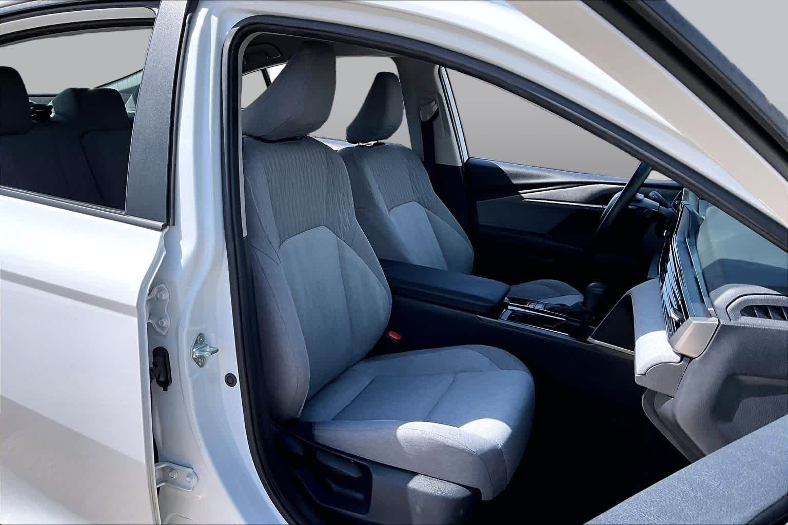 Used 2025 Ice Cap Toyota LE image 9