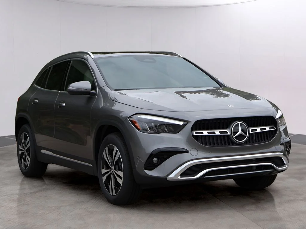 New 2026 Grey Mercedes-Benz GLA 250 image 3