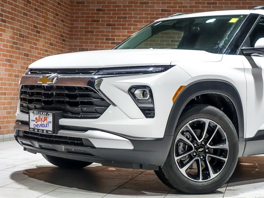2026 CHEVROLET TRAILBLAZER - Image 3