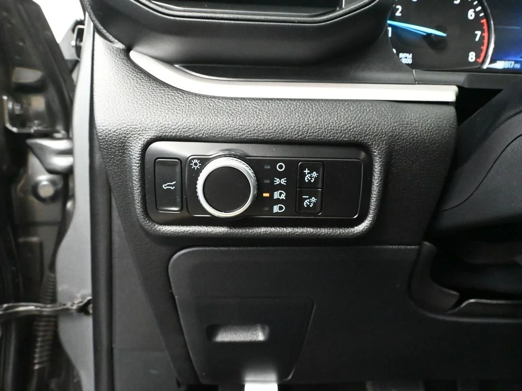 2023 Ford Explorer XLT - Photo 30