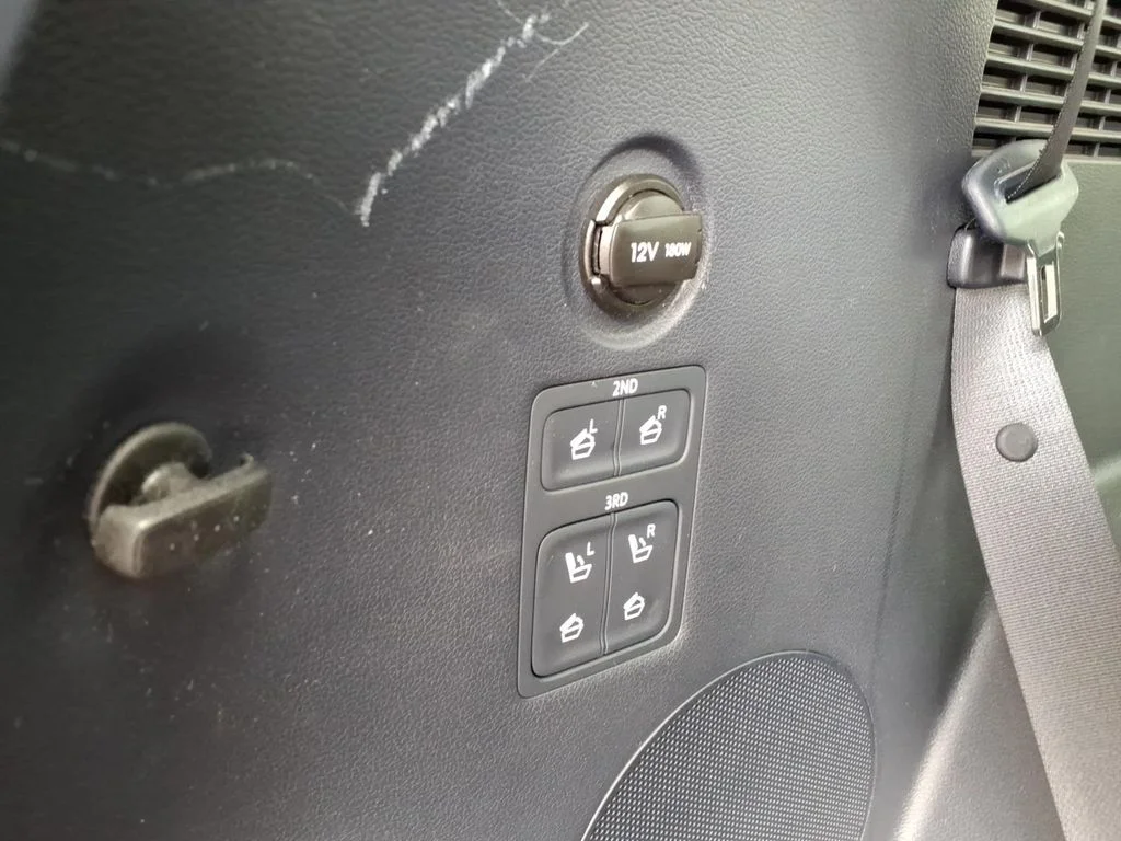 Used 2024 Black Hyundai Limited image 14