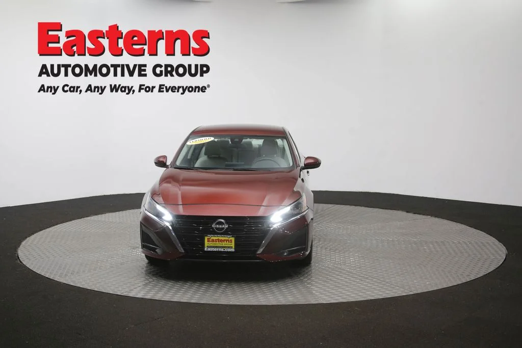 Used 2023 Red Nissan 2.5 SV image 52