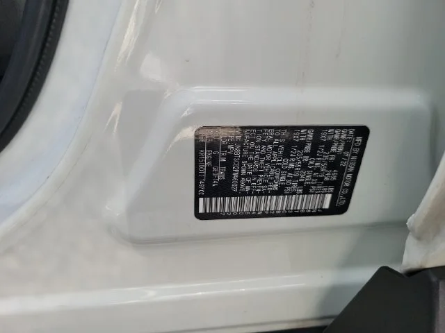 Used 2023 White Nissan SL image 33