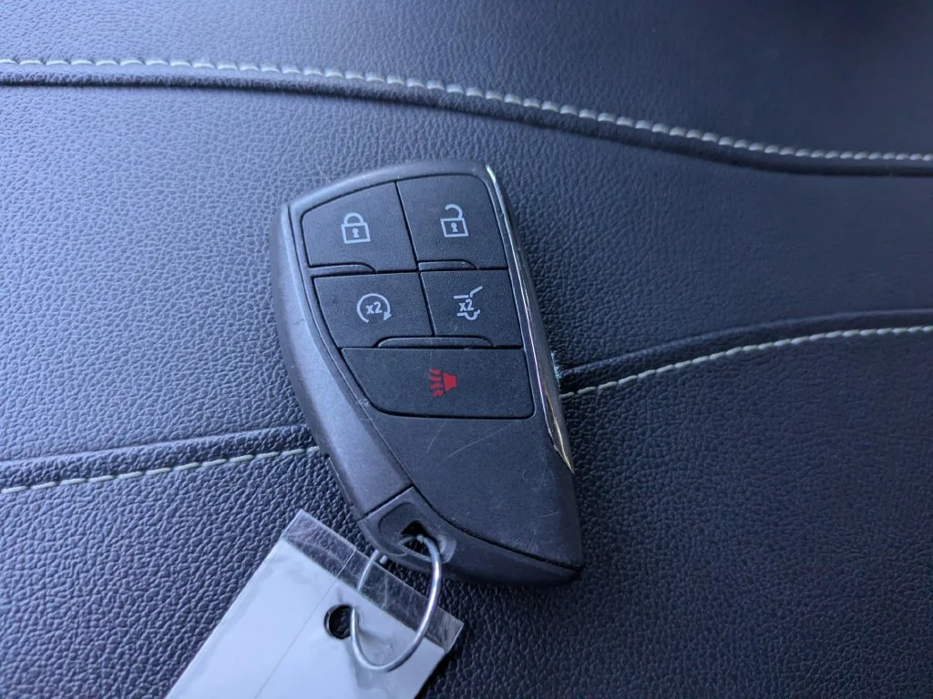 Used 2026 White Chevrolet LT image 33