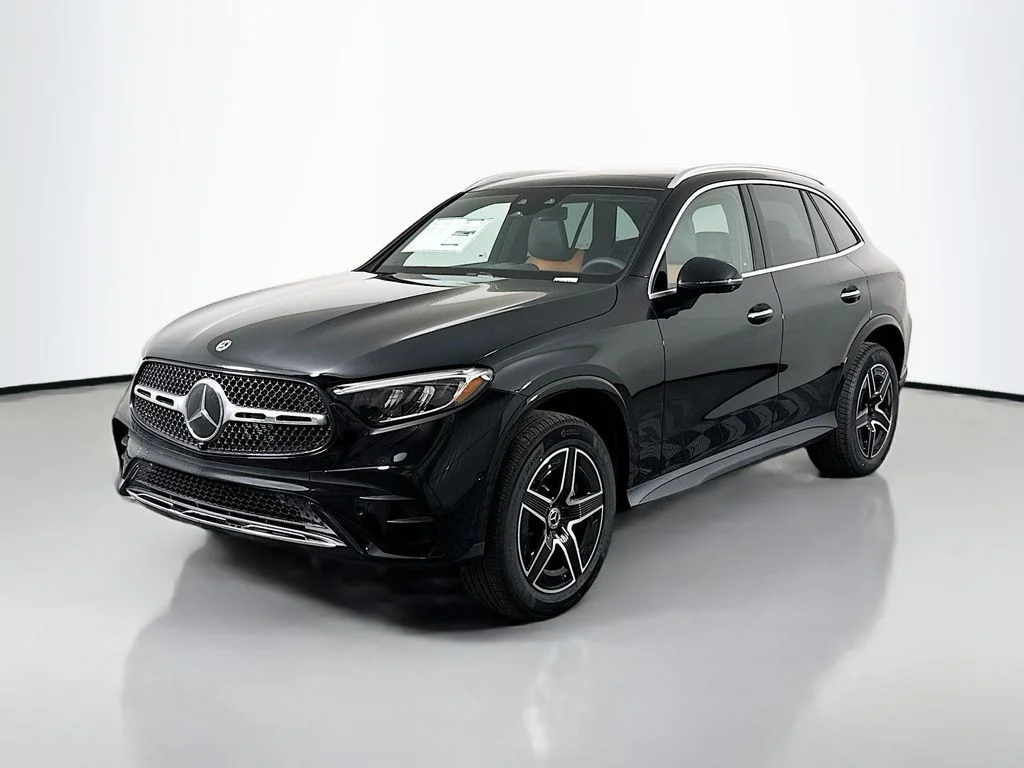 New 2026 Black Mercedes-Benz GLC 300 image 3