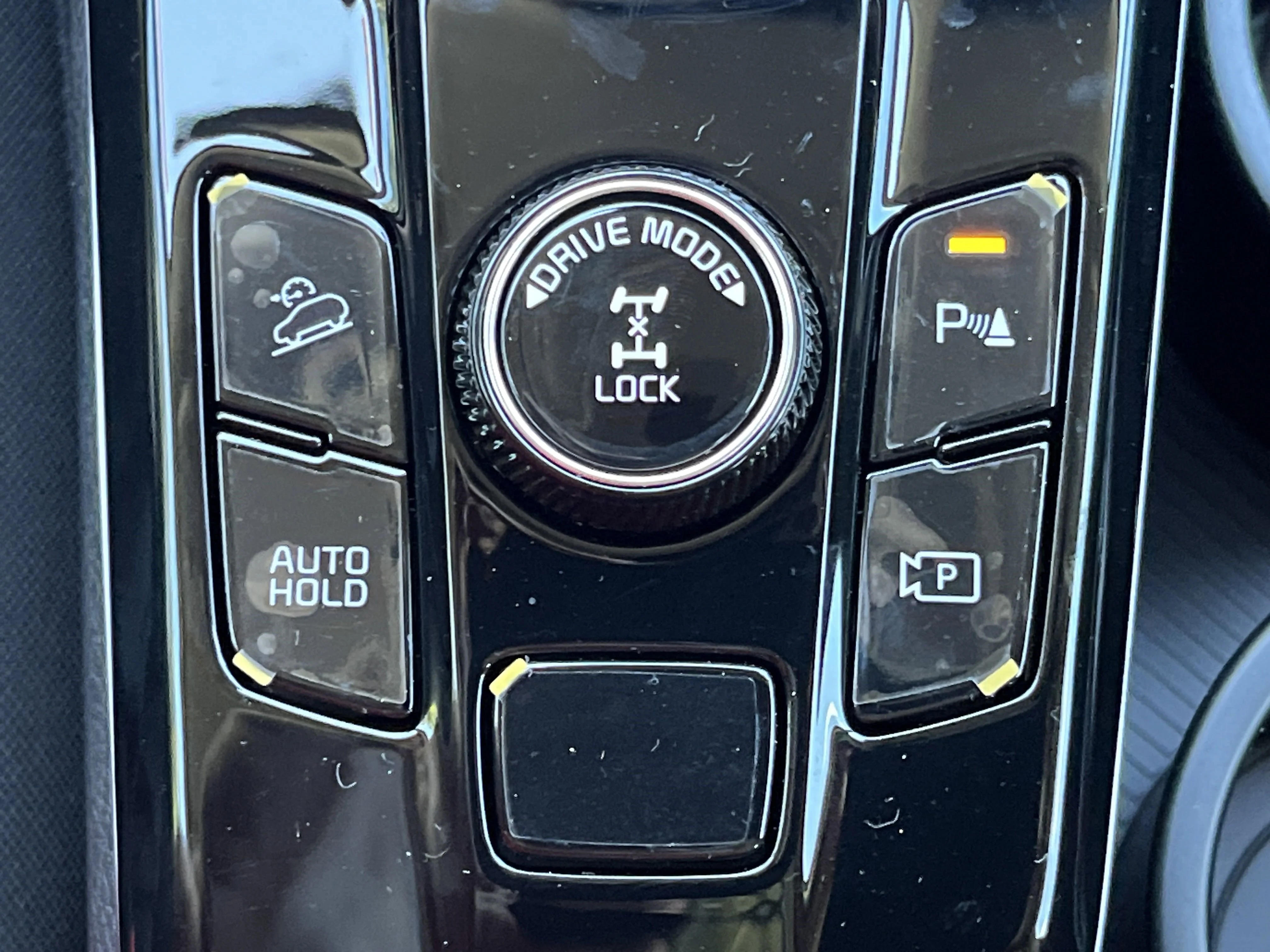 2025 Kia Sportage LX Hybrid - Photo 11