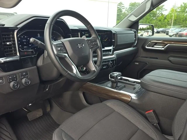 Used 2024 Red Chevrolet RST image 23