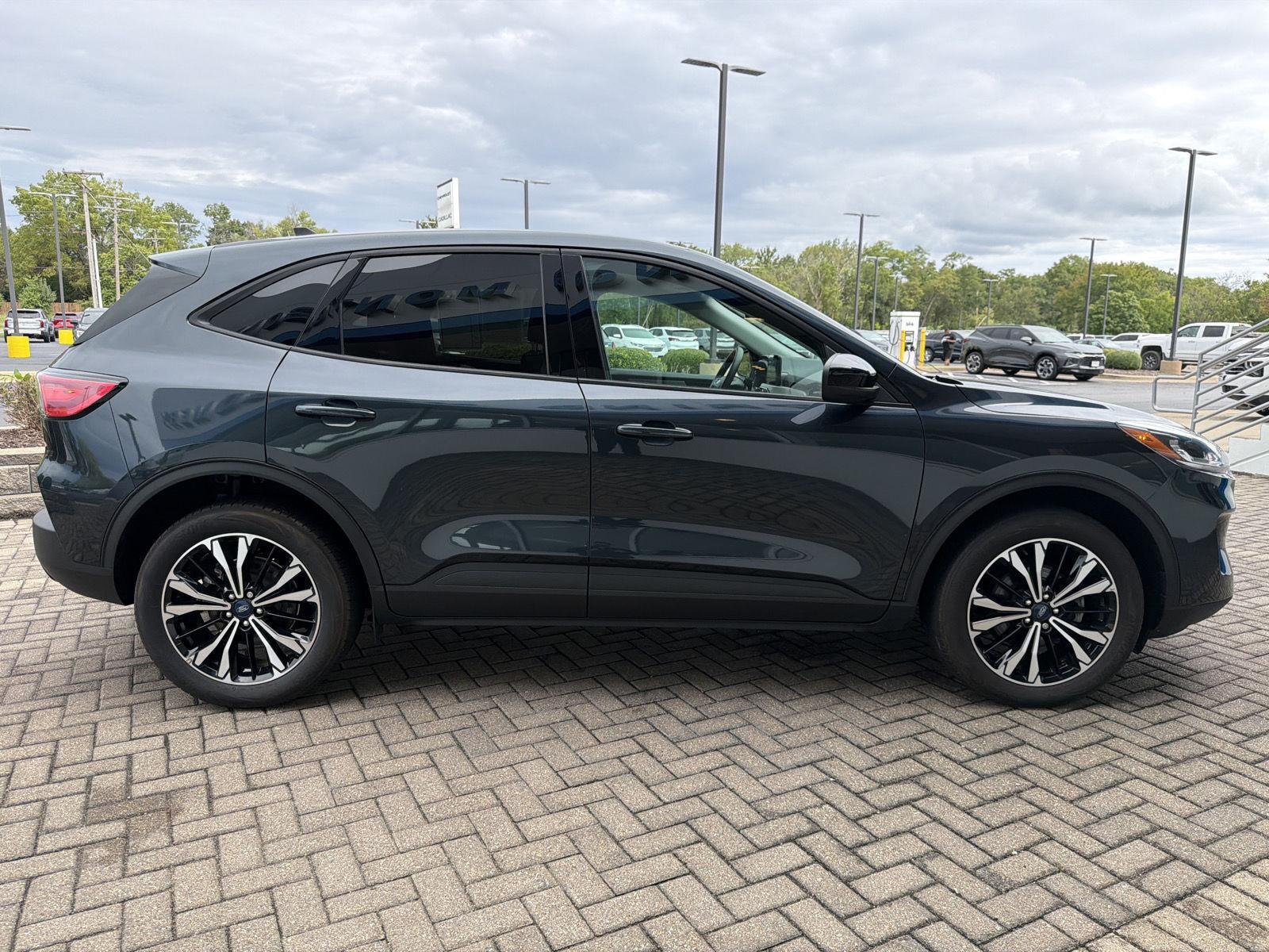 2022 Ford Escape SE - Photo 6