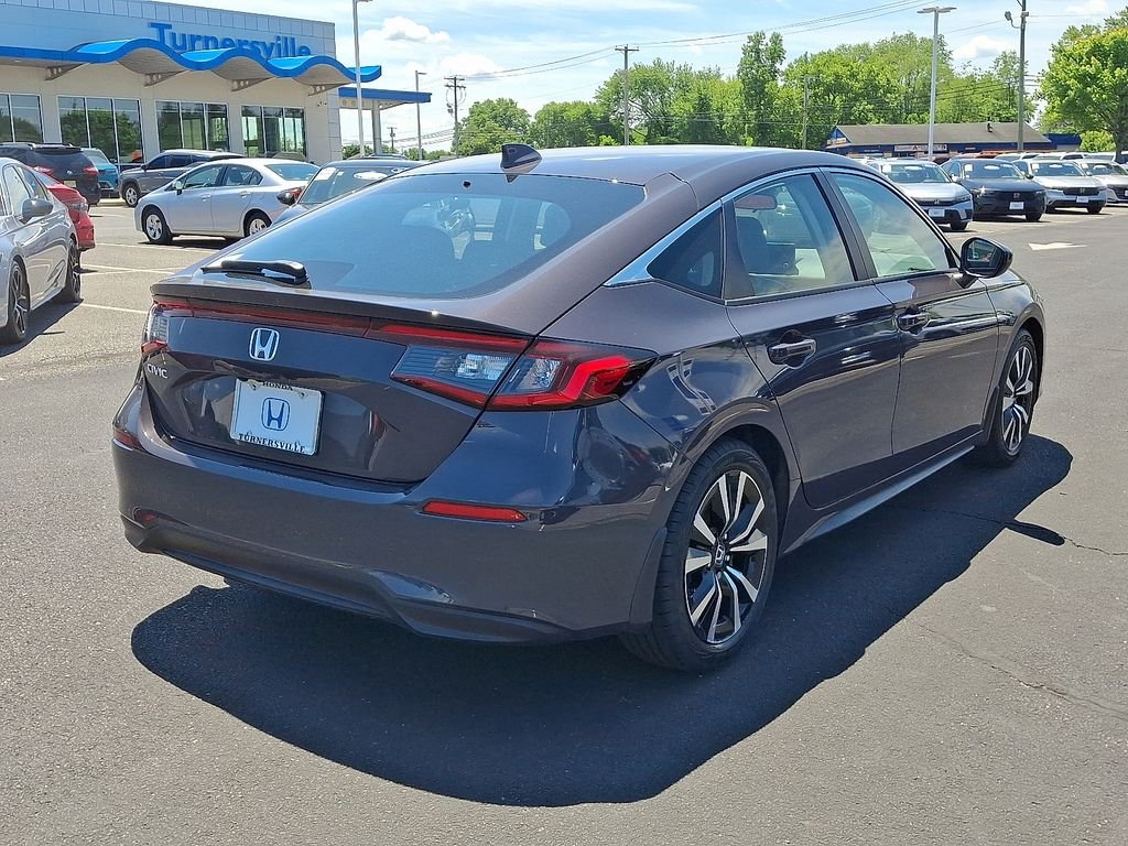 2024 Honda Civic Hatchback EX-L - Photo 6